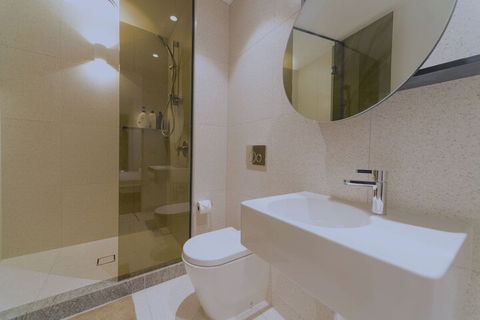 Fawkner Apartment Bay-view LX - Brisbane Tourism 3