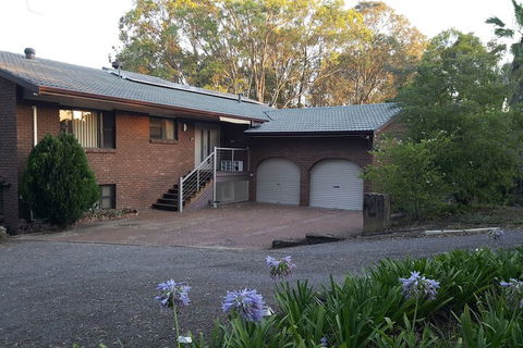Gowrie Agapanthous - Northern Rivers Accommodation 7