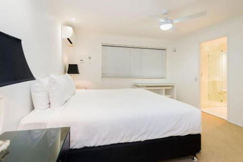 Holiday Home Limetree - Accommodation Newcastle 5