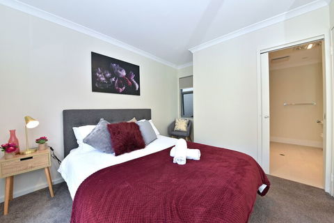 Modern Apartment In Perth City 1703 - Whitsundays Tourism 2