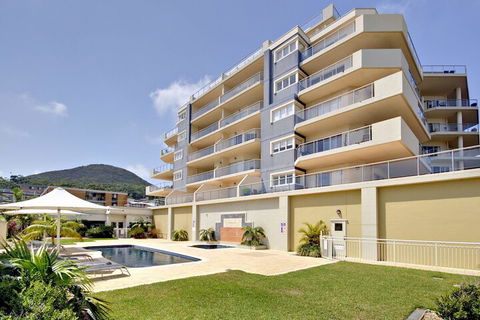 Breakwater Apartment Unit 104 / 2 Messines Street - Cruises Travel 1