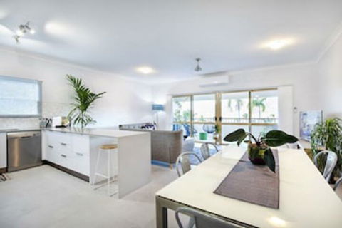 Sea Eagle On Airlie Airlie Beach - Accommodation Brisbane 0