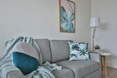 Luxurious & Chic 2BR Apartment In Melbourne CBD - Accommodation Find 7