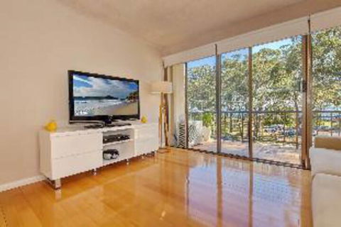 2 Bedroom Apartment Magnus Gardens Unit 15 - Accommodation QLD 2