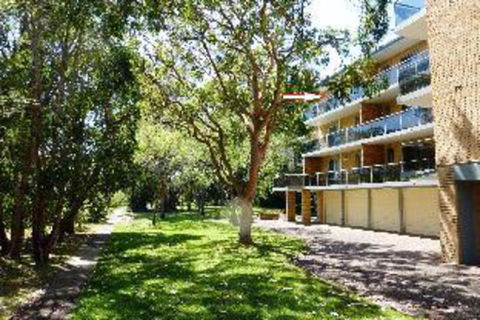 2 Bedroom Apartment Parkview Unit 16 - Accommodation Ballina 1