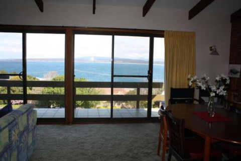 Tasmanviews - Holiday Perth 3
