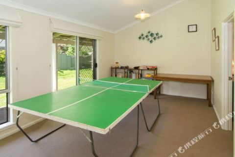 Dunsborough Holiday Homes Lens Lair Quindalup - Accommodation Ballina 4