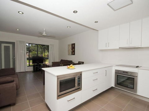 Woodville Beach Townhouse 6 - Holiday Sydney 6