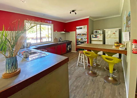 KiteSurf 1770 Beach House - Tourism Listing 4