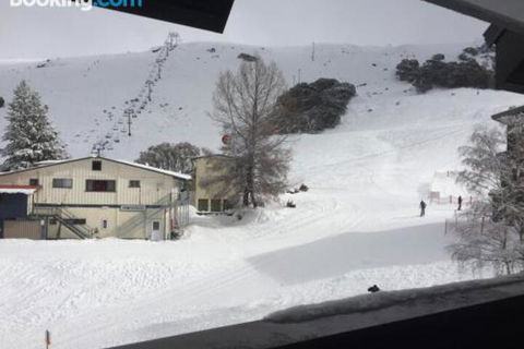 Snow Ski Apartments 38 - Lightning Ridge Tourism 2