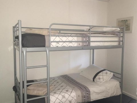 Blakeney Holiday House - Tourism Listing 2