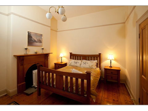 Fairholme Townhouse - Accommodation Australia 0