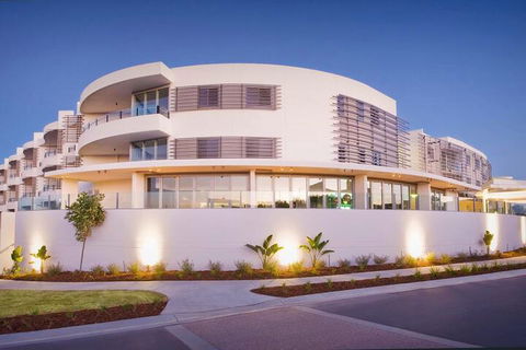 Cotton Beach Roof Top 113 With Ocean Views - Whitsundays Tourism 1