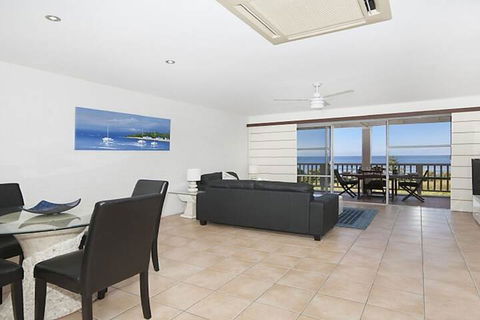 Quarterdeck 23 - Accommodation QLD 5