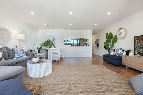 Oceanview Kiama Luxury Coastal Accommodation - Holiday Melbourne 3
