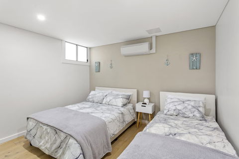 The Shoal Apartments Unit 410 / 4 8 Bullecourt Street - Holiday Melbourne 4
