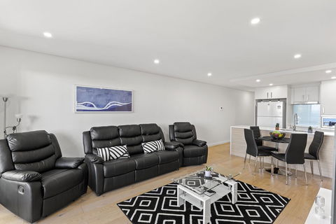 The Shoal Apartments Unit 410 / 4 8 Bullecourt Street - Holiday Melbourne 6