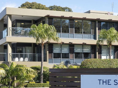 Platinum PenthouseatThe Sebel On The Harbourfront - Holiday Melbourne 6