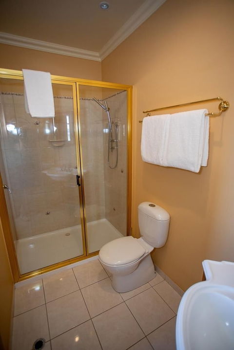 Clocktower Suites - WA Accommodation 1