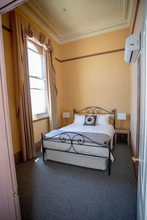 Clocktower Suites - WA Accommodation 4