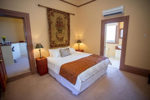 Clocktower Suites - WA Accommodation 5