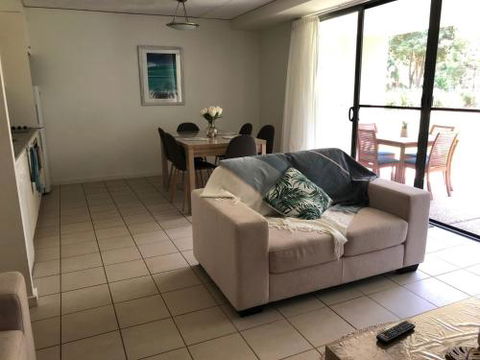 Baden 42 Rainbow Shores Ground Floor Unit Air Conditioned Overlooking Outdoor Spa - Holiday Melbourne 6
