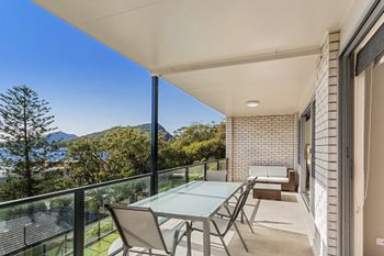 Ronald Avenue Sundeck Unit 08 51 - Holiday Melbourne 2