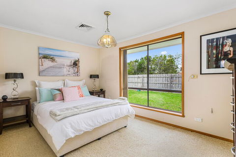 CAPEL A Great Family Getaway - Accommodation Airlie Beach 1