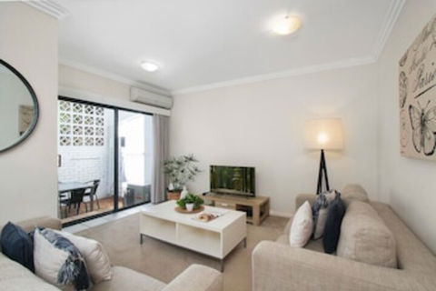 Pine Court Apartments - Accommodation Newcastle 0