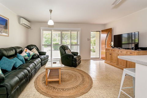 Lowset Sweetie Central To Everything Partridge St. Bongaree - Wagga Wagga Accommodation 5