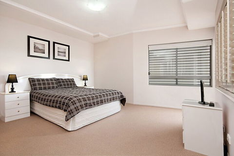 Spectacular Unit Overlooking Pumicestone Passage Welsby Pde Bongaree - Accommodation Batemans Bay 6