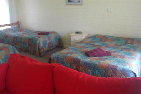 Southern Right Motor Inn - Victoria Tourism 7