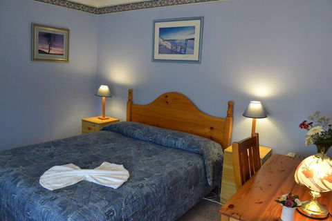 Palms Bed & Breakfast - Whitsundays Tourism 4