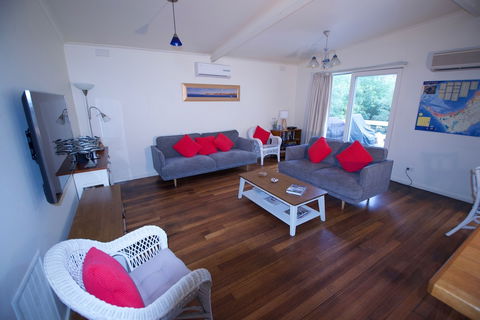 Beachwalk Cottage - Accommodation Broken Hill 4