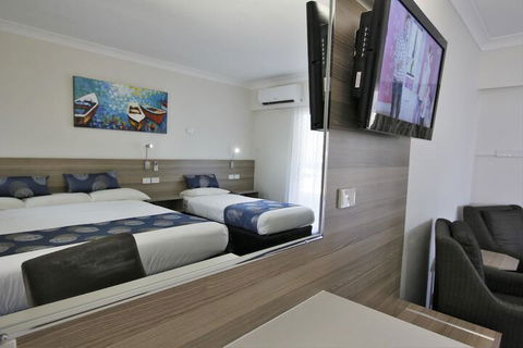 Aston Motel Yamba - Cruises Travel 7