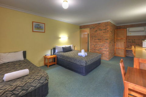 Wondai Colonial Motel - Holiday Jervis Bay 5