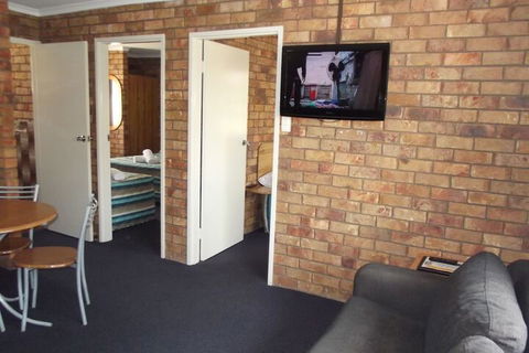Bridge Street Motor Inn - Kawana Tourism 7