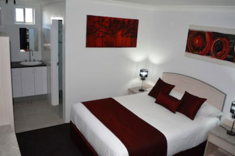 Alabaster Motor Inn Taree - Northern Rivers Accommodation 0