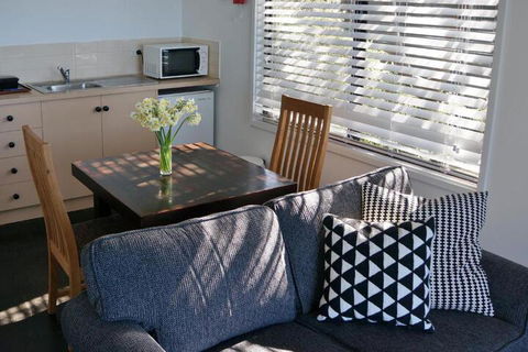 Hamptons On The Bay - Northern Rivers Accommodation 2