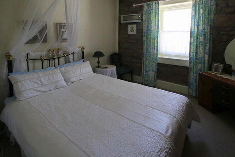 Christopher Halls Colonial Accommodation - Kingaroy Accommodation 2
