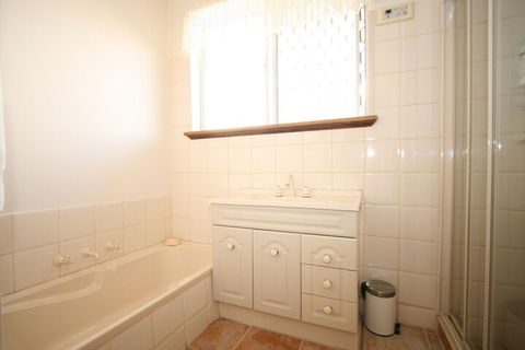 Safety Bay Guest House - Yamba Accommodation 4