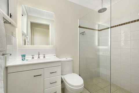 Flynns On Surf Beach Villas - Yamba Accommodation 4