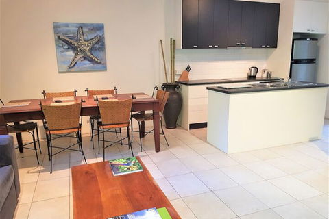 Coral Sea Villas - Accommodation Newcastle 3