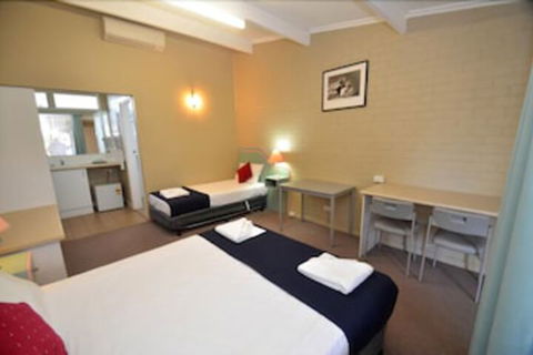 Parkview Motor Inn Parkes - WA Accommodation 6