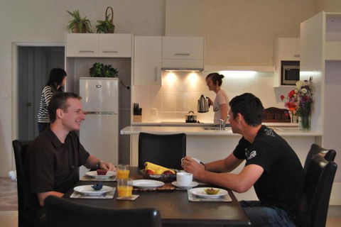 Brayfield Cottage - Accommodation Newcastle 2