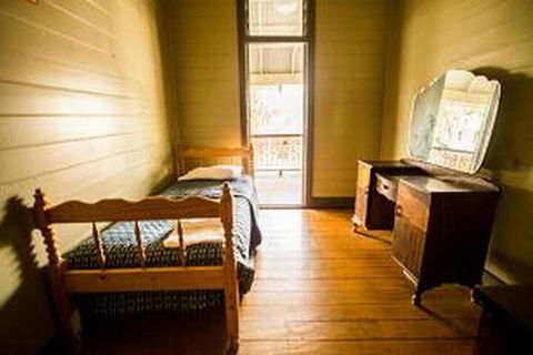 The Middle Pub - Northern Rivers Accommodation 2