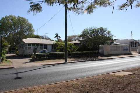 Star Inn Accommodation - Sunshine Coast Guide 3