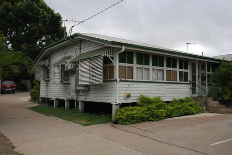 Star Inn Accommodation - Sunshine Coast Guide 6
