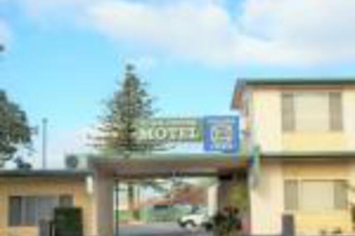 Leeton NSW Lightning Ridge Tourism