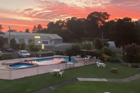 Bucketts Way Motel And Restaurant - Hotel VIC 6